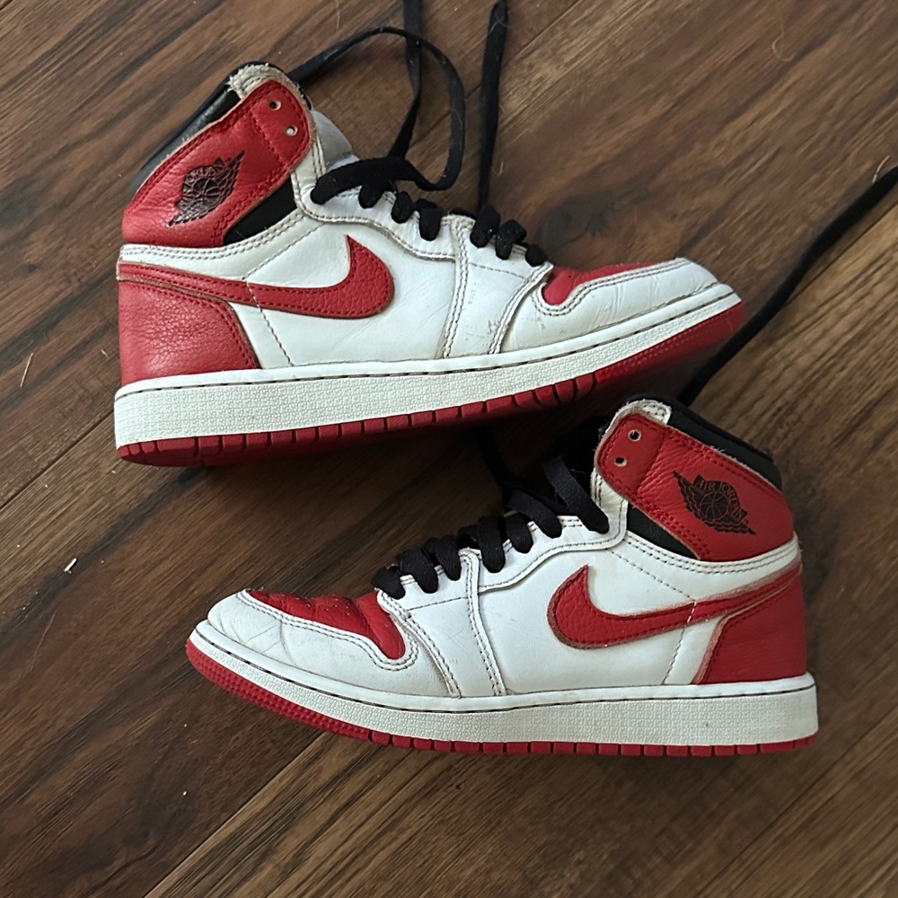 Nike High-Top Sneakers Black, Red, and White